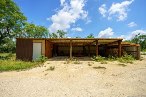 1231 B & R Road Vanderpool TX 78885
