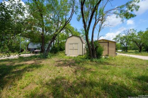 1231 B & R Road Vanderpool TX 78885