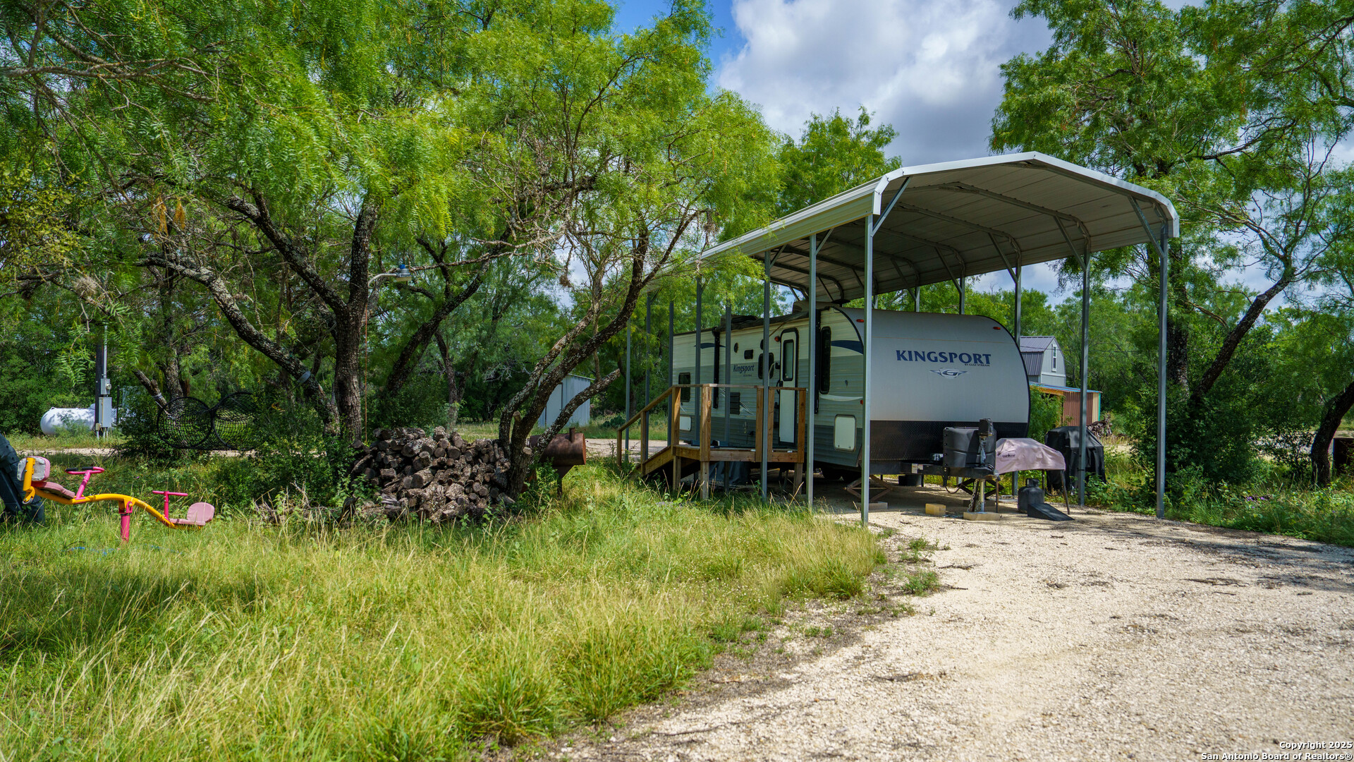 1231 B & R Road Vanderpool TX 78885