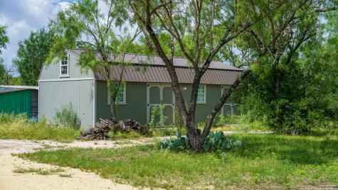 1231 B & R Road Vanderpool TX 78885