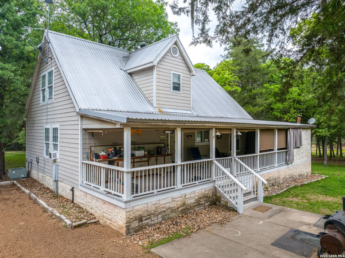 1055 Beech Crest Drive New Ulm TX 78950