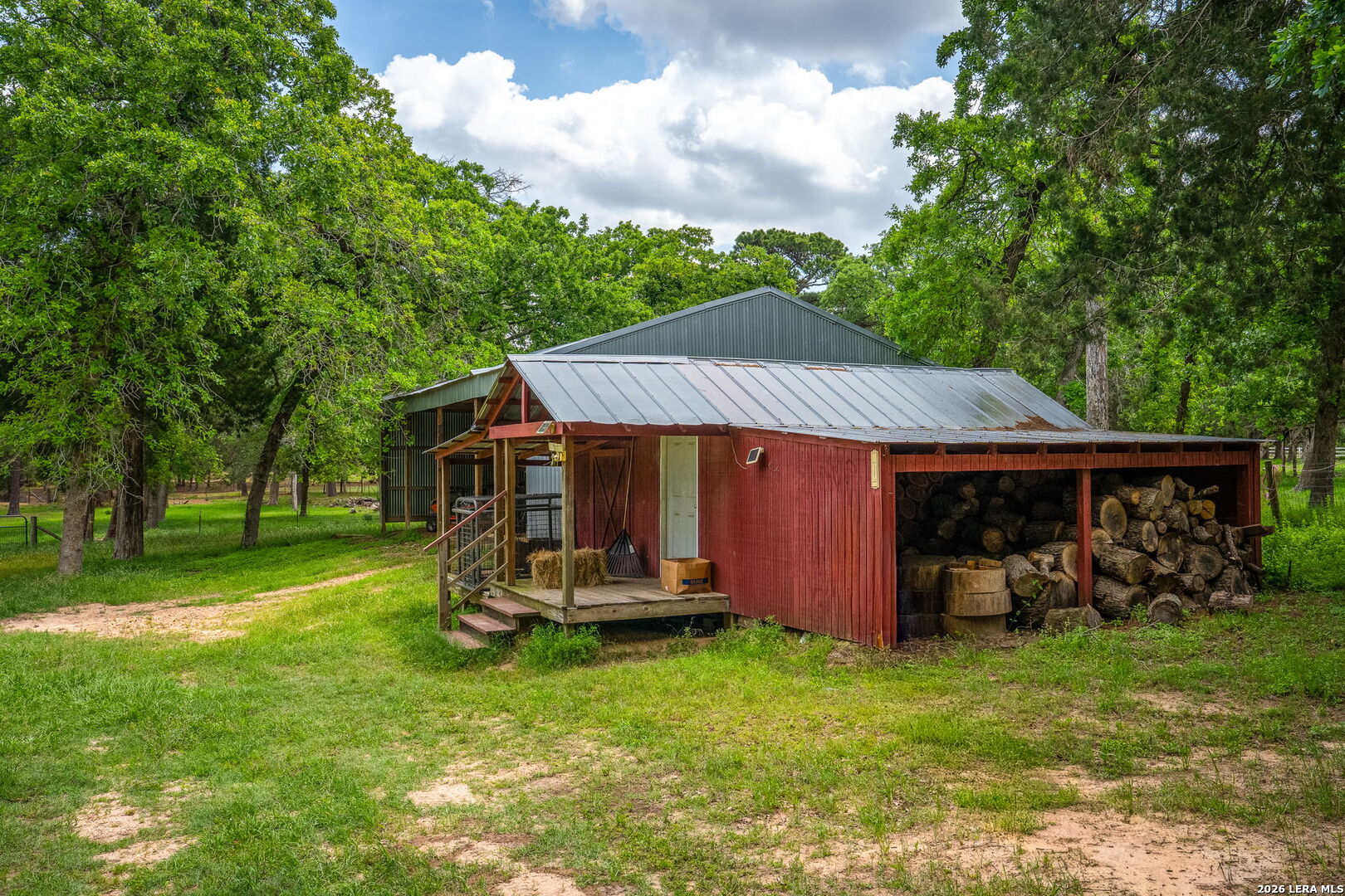 1055 Beech Crest Drive New Ulm TX 78950