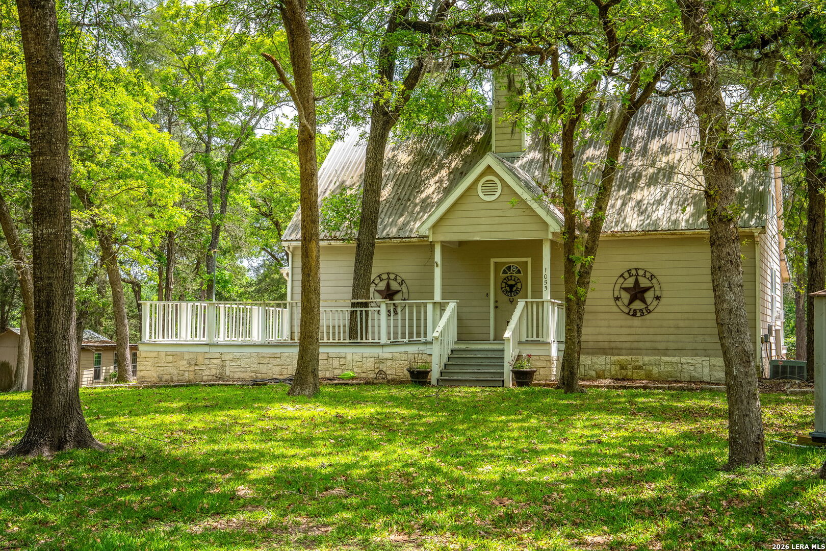 1055 Beech Crest Drive New Ulm TX 78950