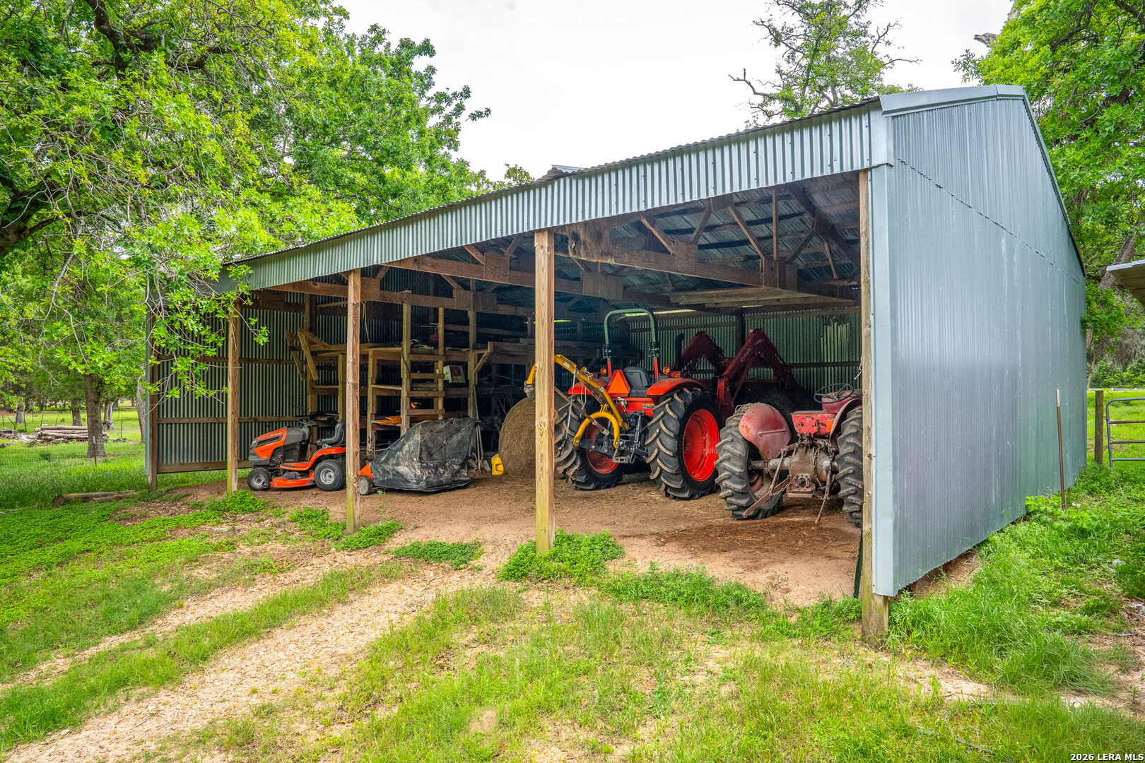 1055 Beech Crest Drive New Ulm TX 78950