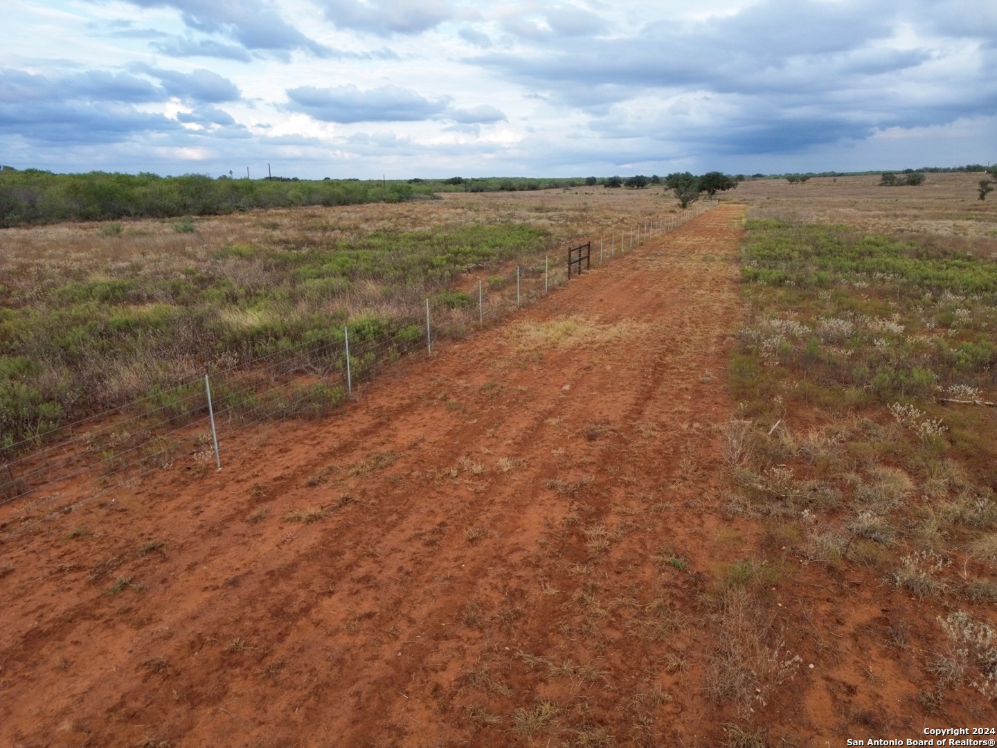 322 S Cr 343 Charlotte TX 78011