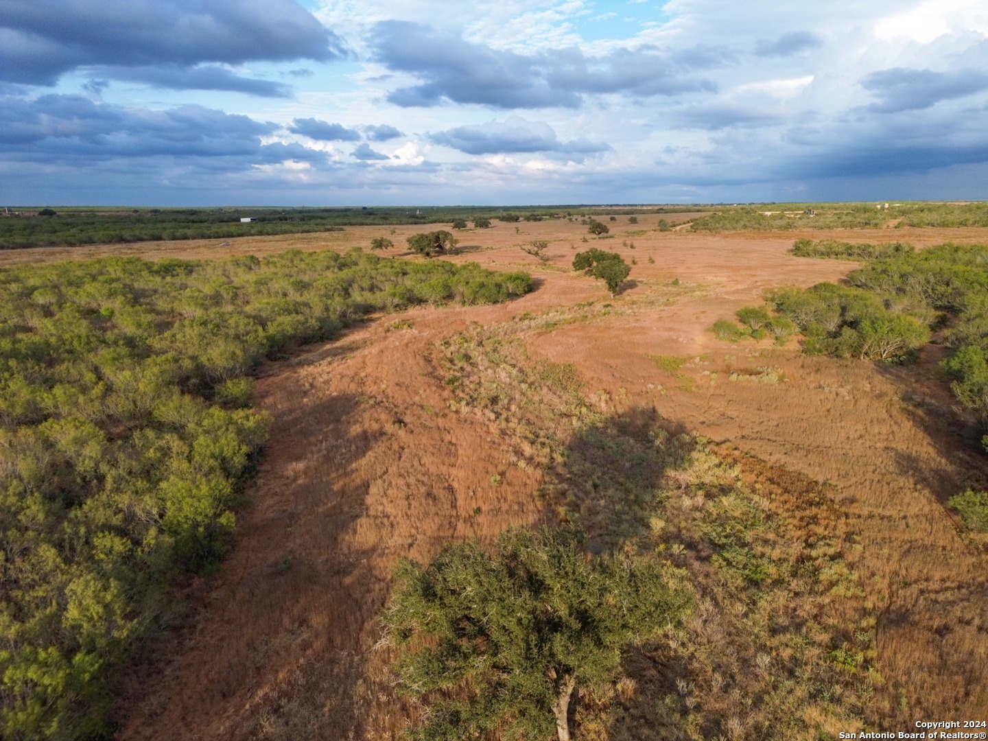 322 S Cr 343 Charlotte TX 78011