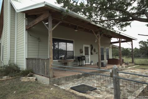 510 Dead End Road Mountain Home TX 78058