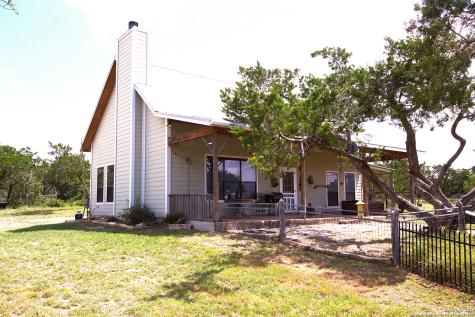 510 Dead End Road Mountain Home TX 78058
