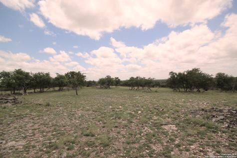 510 Dead End Road Mountain Home TX 78058