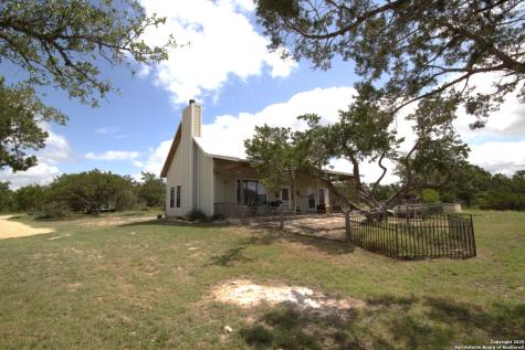 510 Dead End Road Mountain Home TX 78058