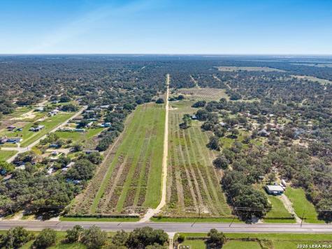 10382 W Fm 476 Poteet TX 78065