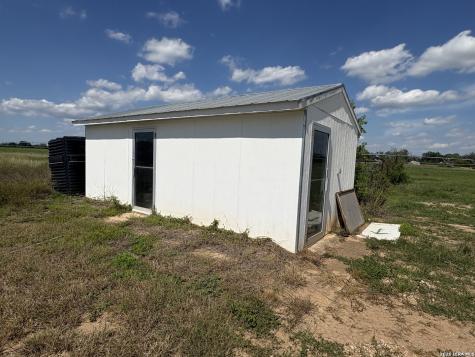 3125 Fm 2676 Hondo TX 78861