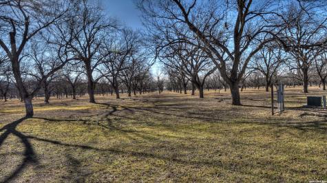 429 Johnny Seibert Lane Leakey TX 78873
