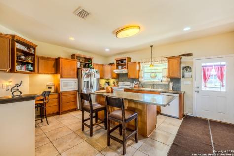 947 County Road 302 Sandia TX 78383
