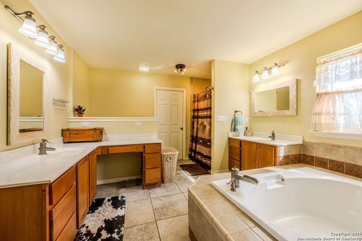 947 County Road 302 Sandia TX 78383
