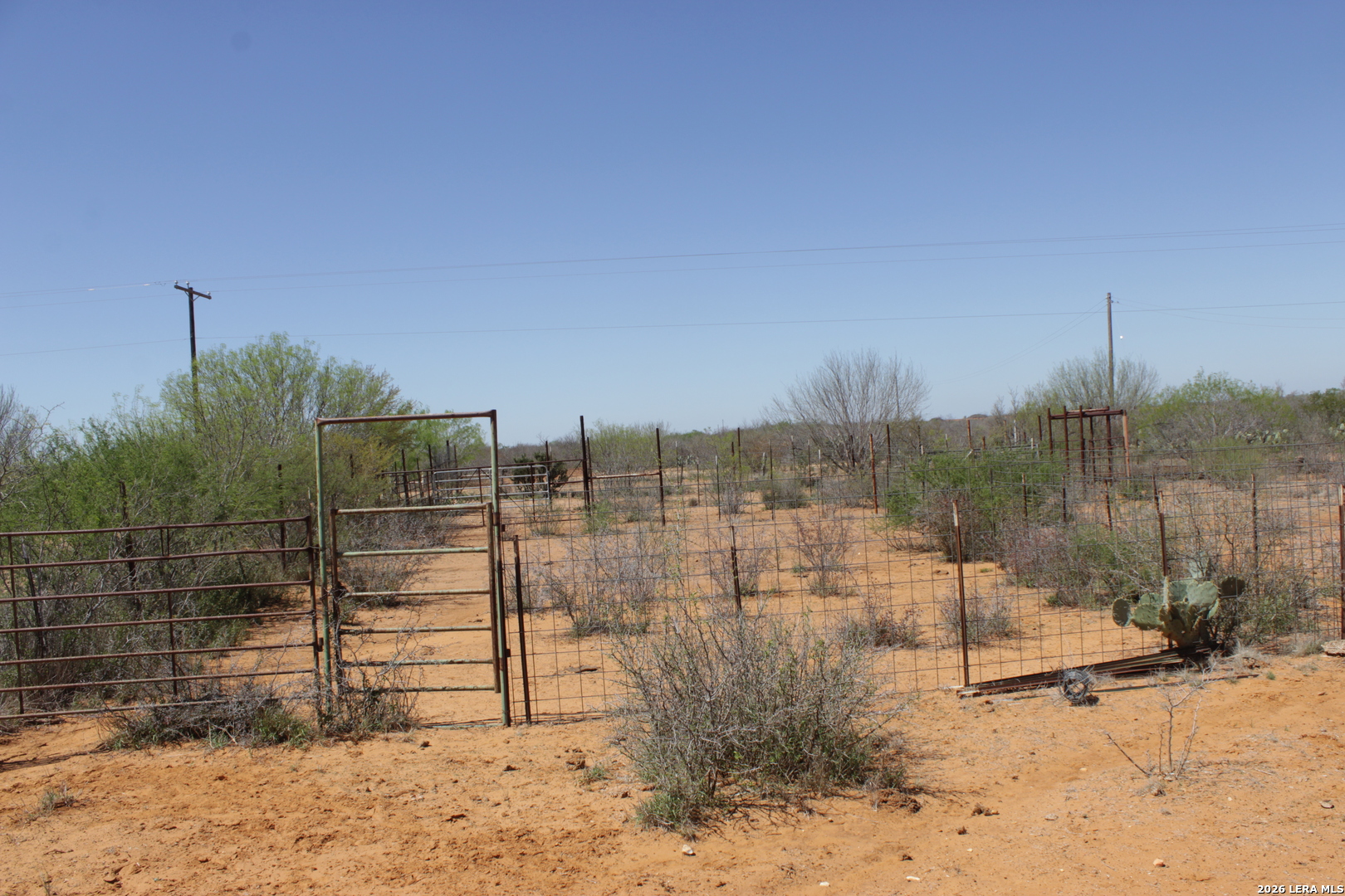 200 Rogers Ranch Road Big Wells TX 78830