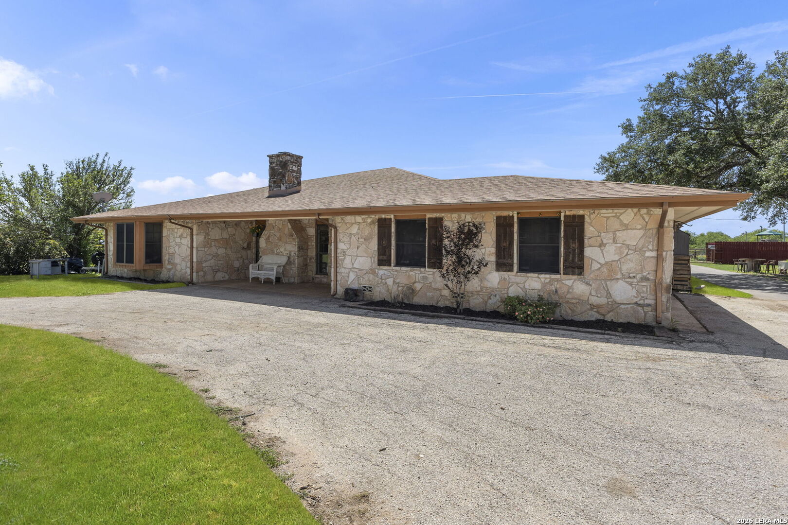 4231 Stuart Adkins TX 78101