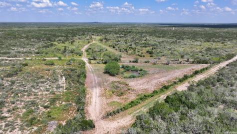 50 Ranch Road Freer TX 78376