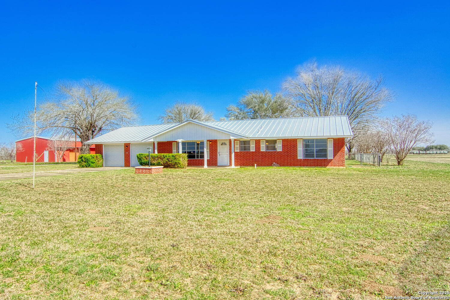 12157 Fm 775 La Vernia TX 78121