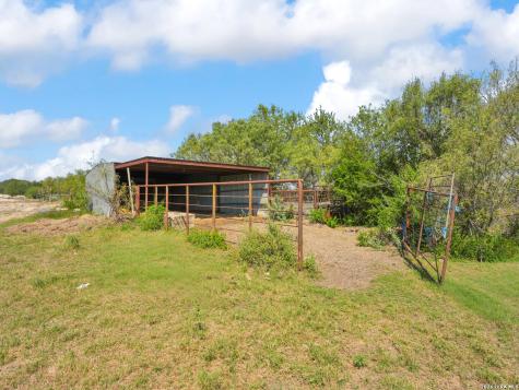 22030 Old Nacogdoches New Braunfels TX 78132