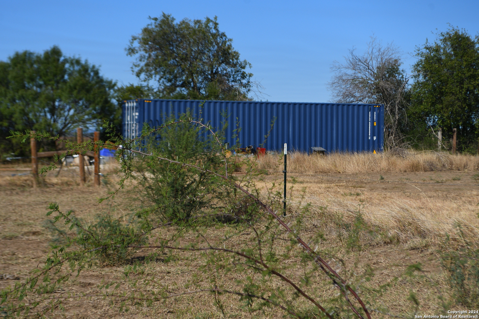3211 Cr 301 Knippa TX 78870