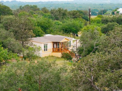 1470 Patton Road Somerset TX 78069