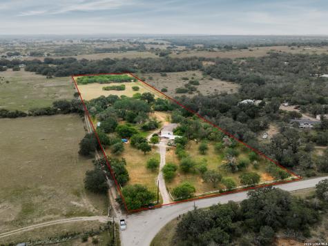 1470 Patton Road Somerset TX 78069