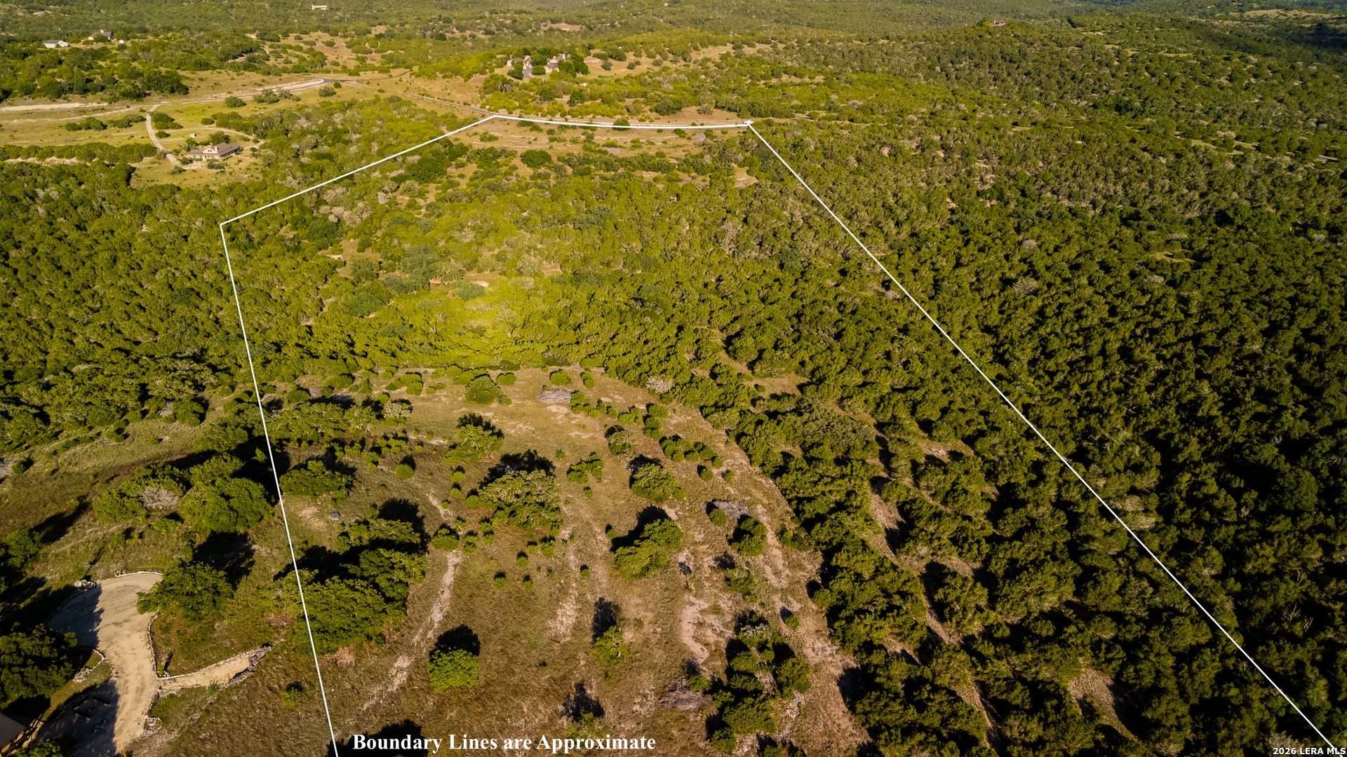 189 Camp Fire Trail W Hunt TX 78024