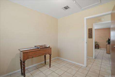 731 County Road 325 George West TX 78022