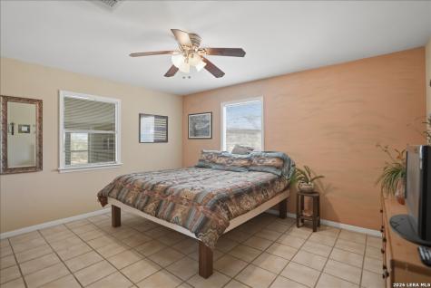 731 County Road 325 George West TX 78022