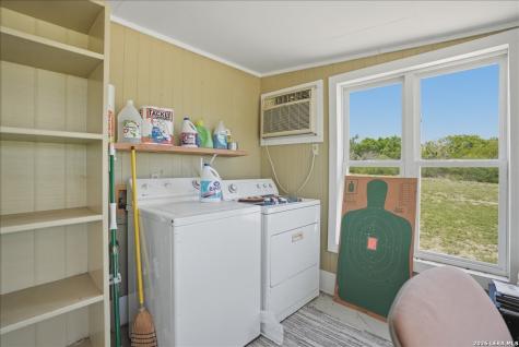 731 County Road 325 George West TX 78022