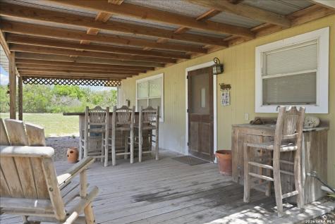 731 County Road 325 George West TX 78022