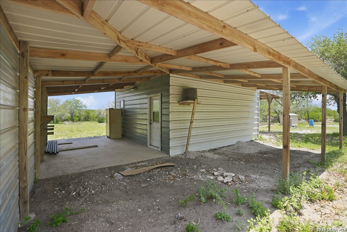 731 County Road 325 George West TX 78022