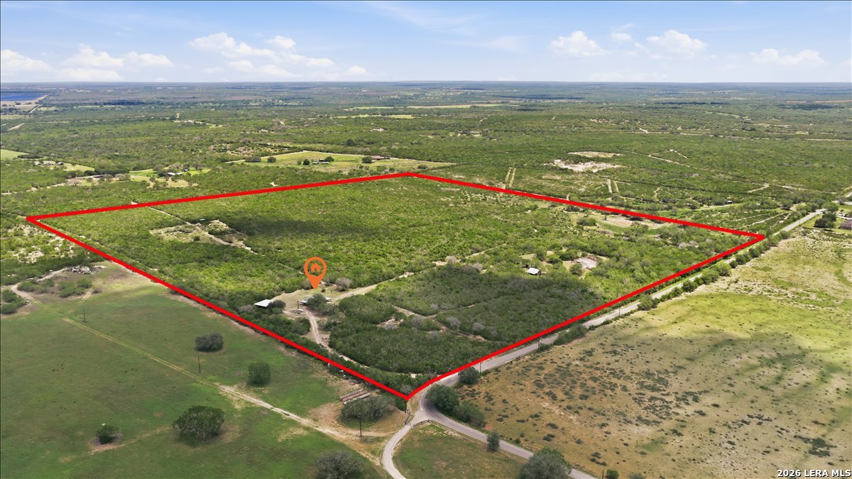 731 County Road 325 George West TX 78022