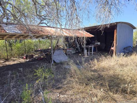 00 Cr 123 Pawnee TX 78145