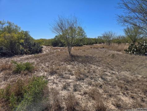 00 Cr 123 Pawnee TX 78145