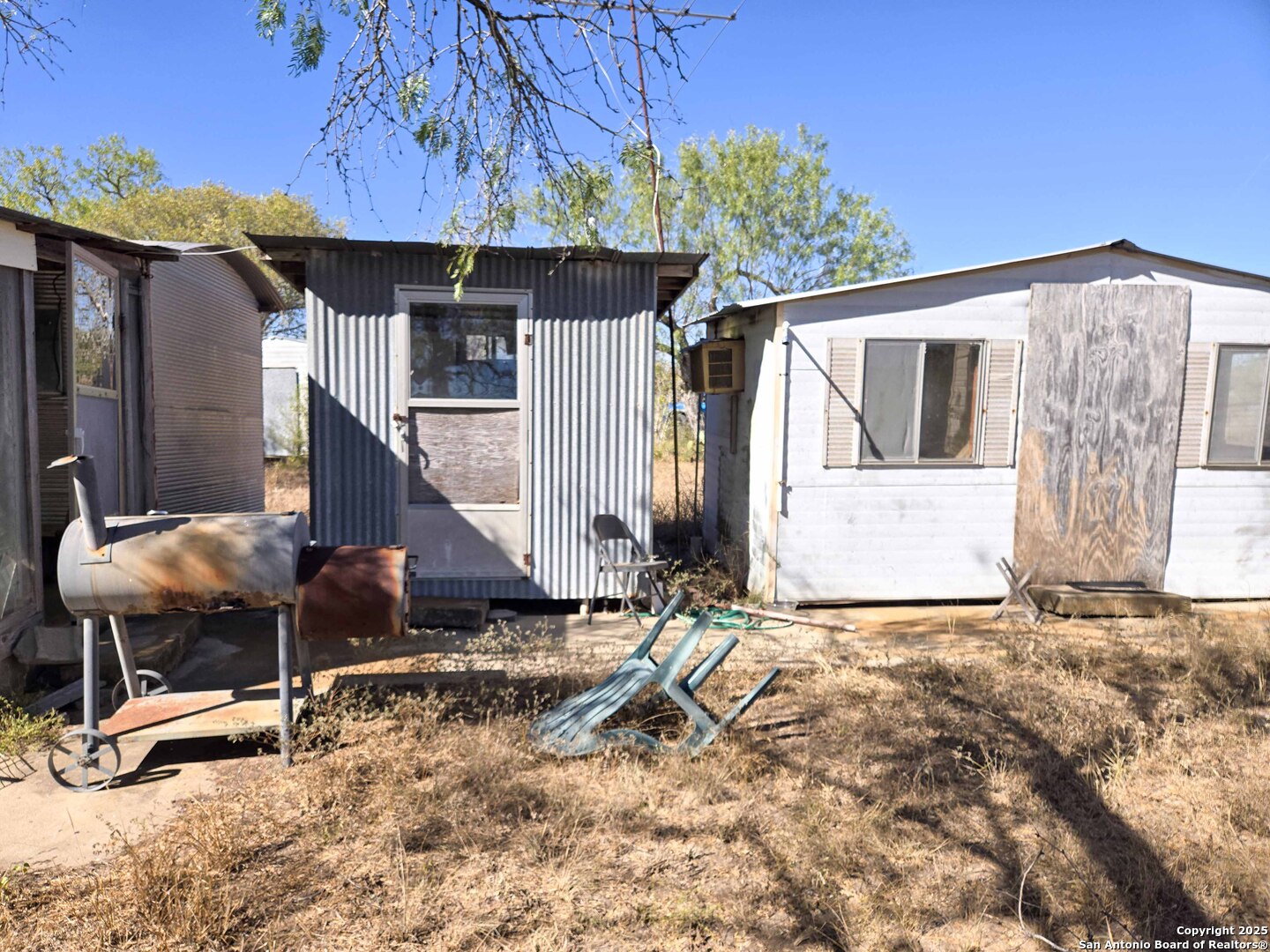 00 Cr 123 Pawnee TX 78145