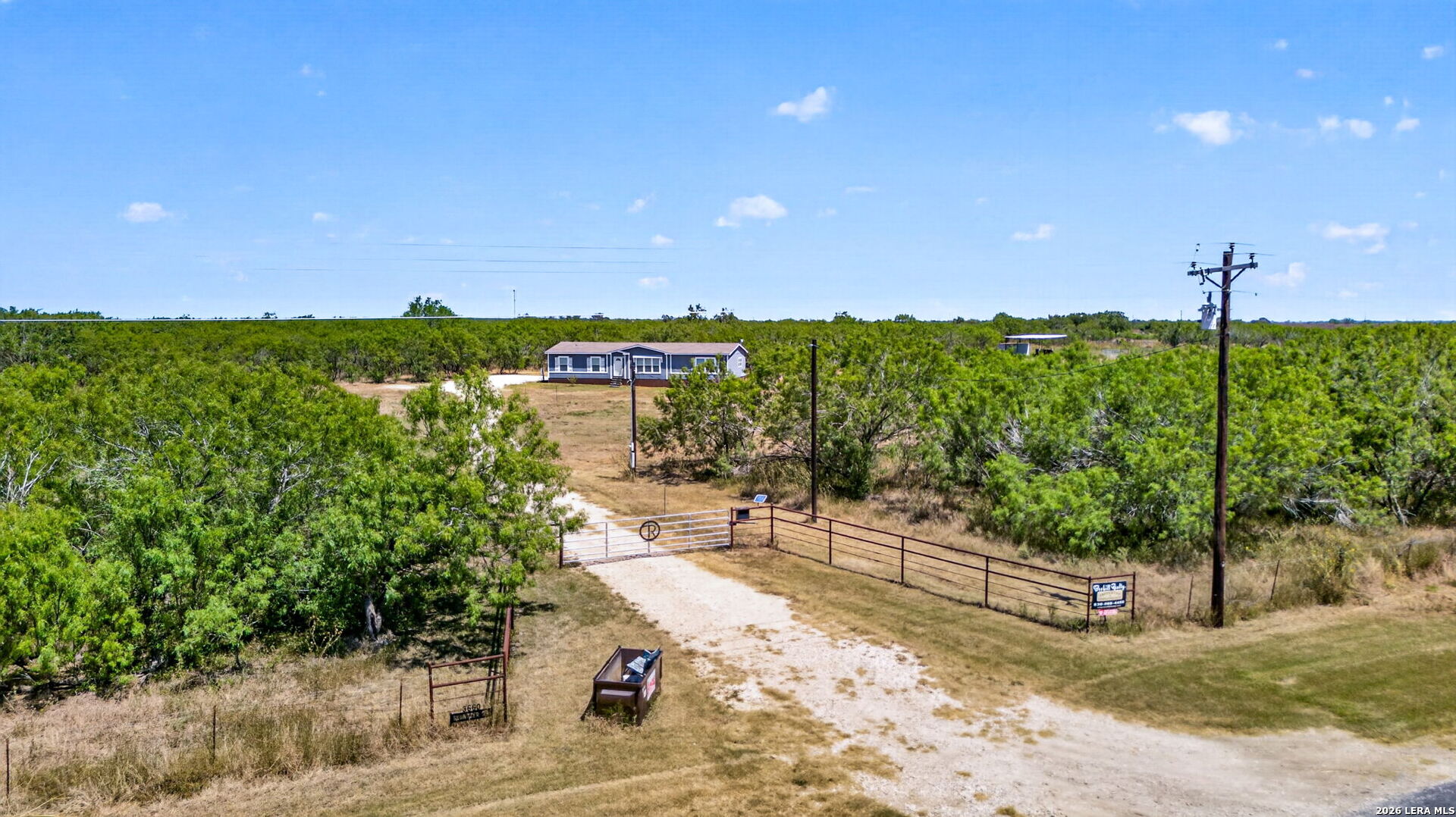 3660 Bluntzer Road Jourdanton TX 78026