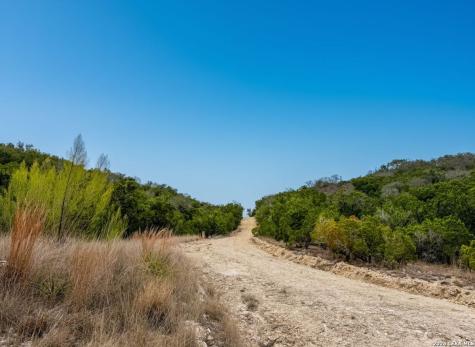 898 Mountain View Lane Pipe Creek TX 78063