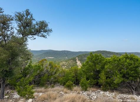 898 Mountain View Lane Pipe Creek TX 78063