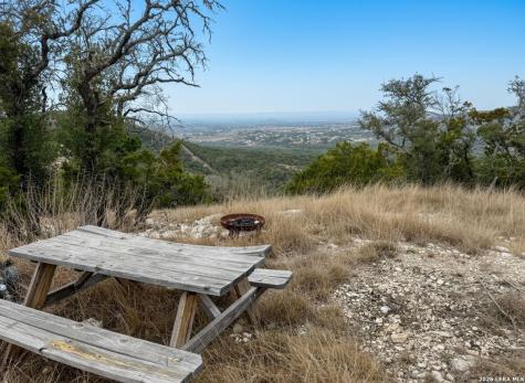 898 Mountain View Lane Pipe Creek TX 78063