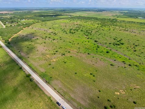 Tbd County Road 302 Jourdanton TX 78026