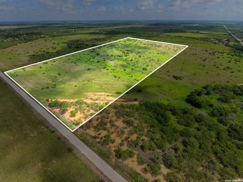 Tbd County Road 302 Jourdanton TX 78026