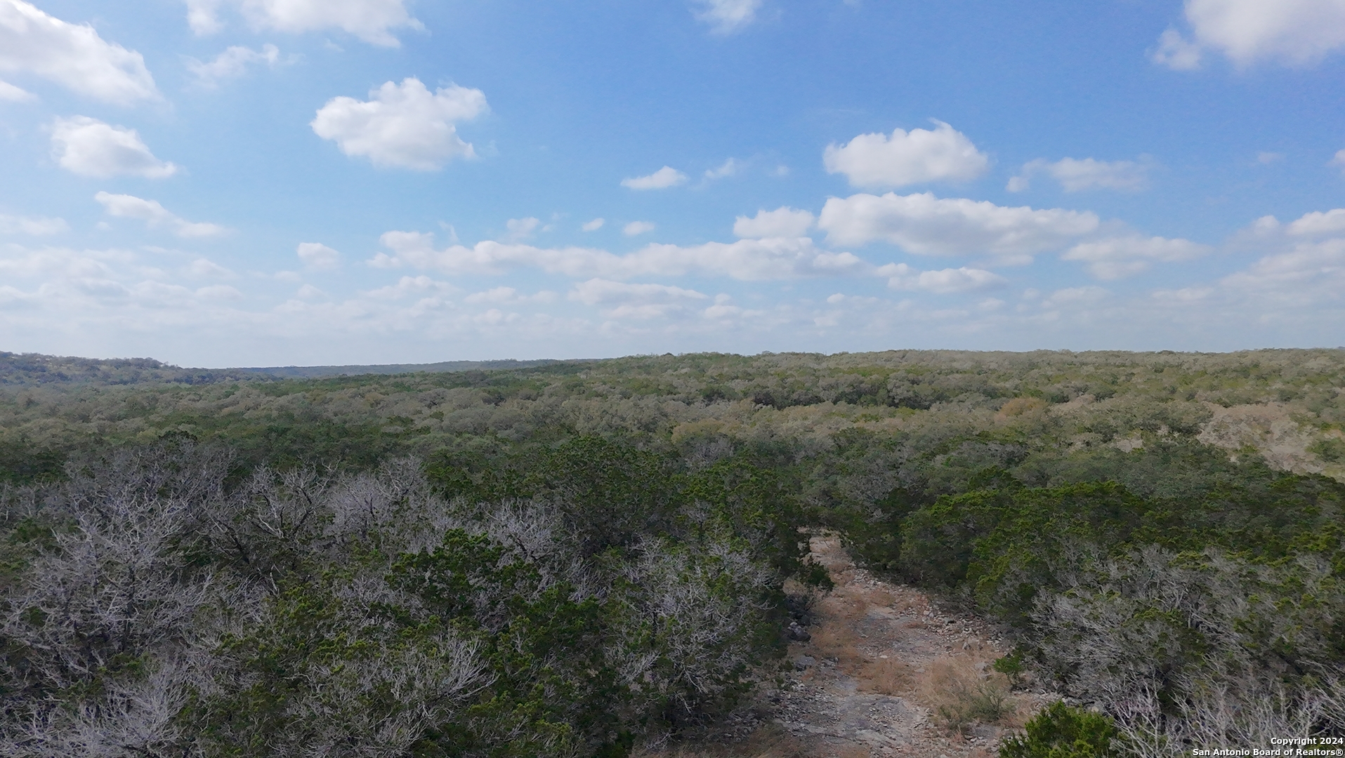 890 County Road 246 Hondo TX 78861