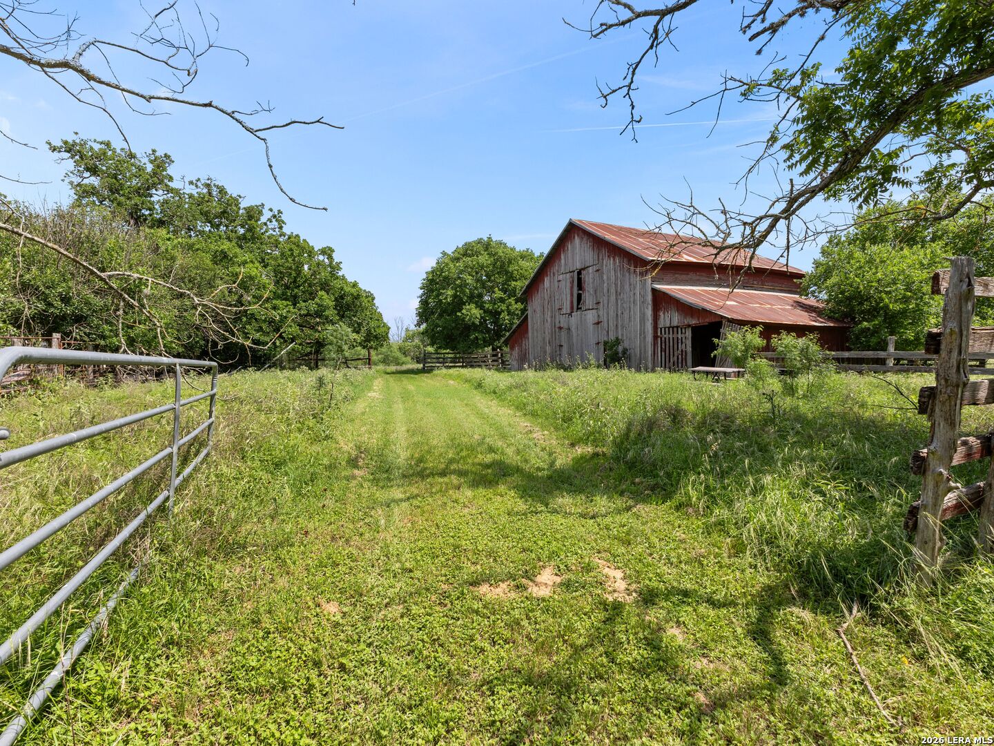 846 Fm 480 Center Point TX 78010