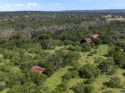 846 Fm 480 Center Point TX 78010