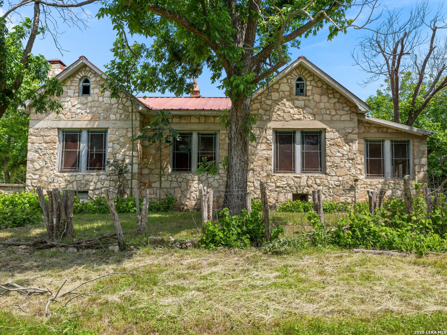 846 Fm 480 Center Point TX 78010
