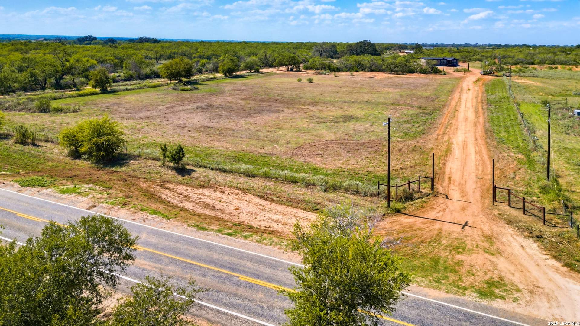 6050 Fm 2504 Poteet TX 78065