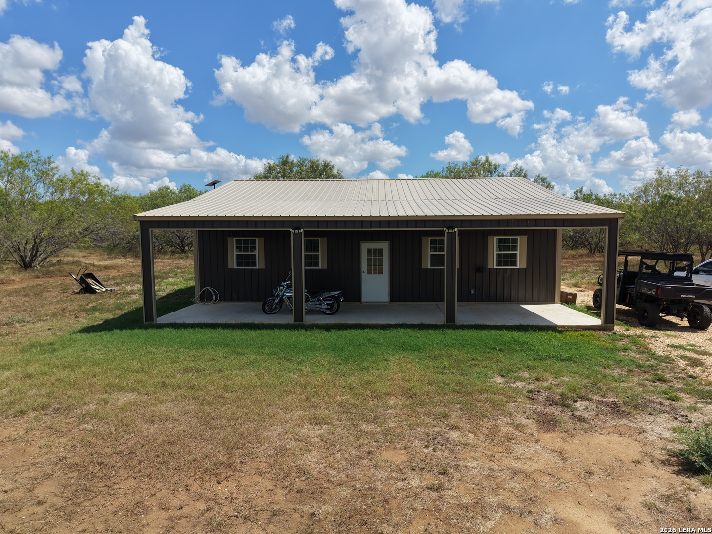 812 County Road 415 Stockdale TX 78160
