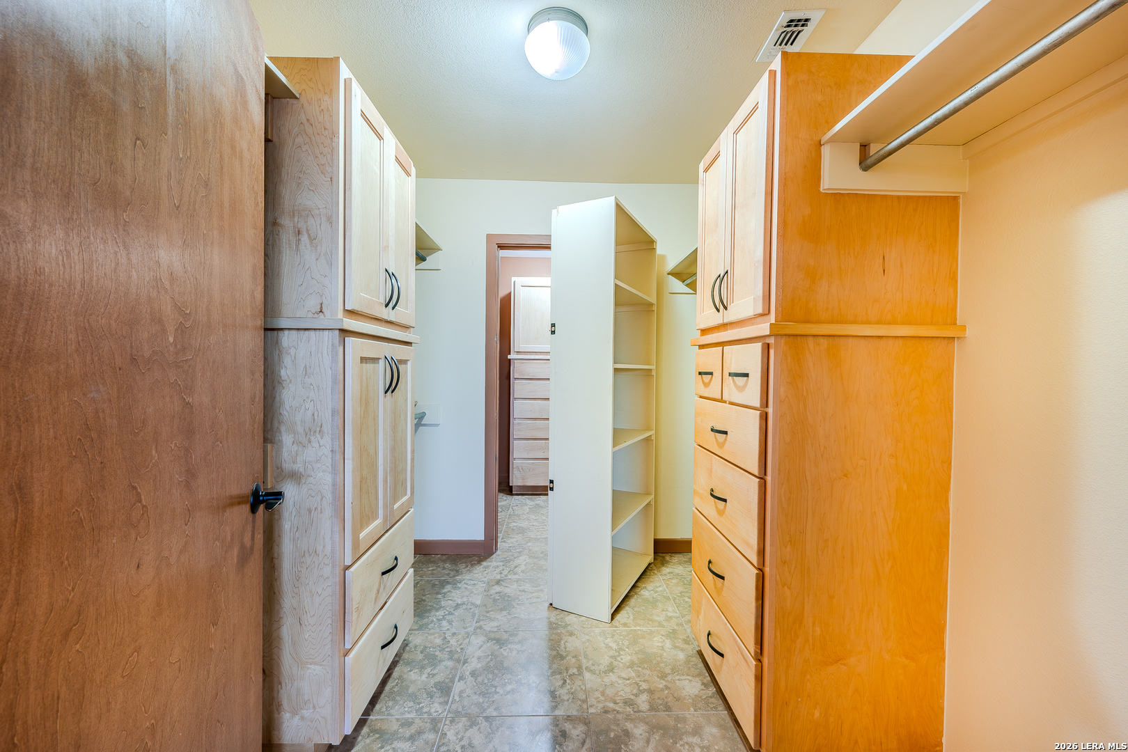514 E Fm 140 Christine TX 78012
